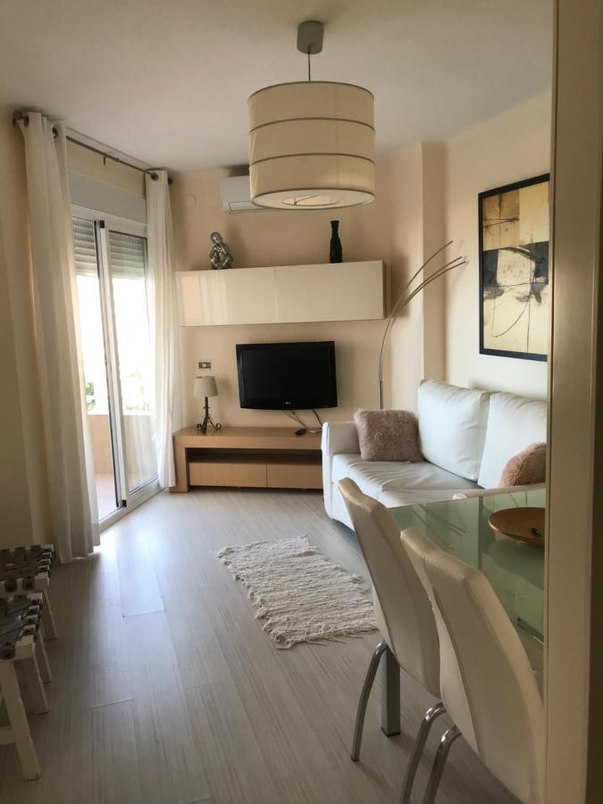 Apartamento Bruselas تورّوكس كوستا المظهر الخارجي الصورة