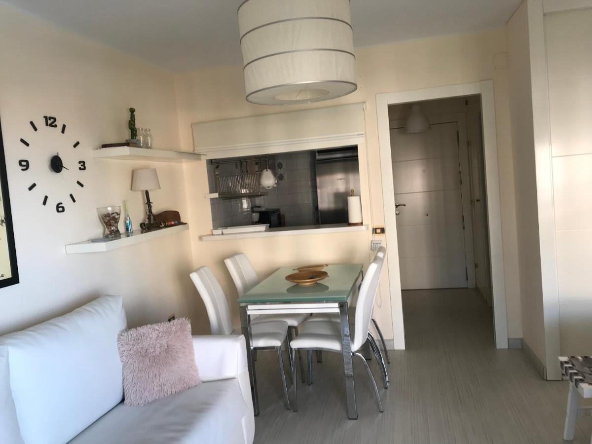 Apartamento Bruselas تورّوكس كوستا المظهر الخارجي الصورة