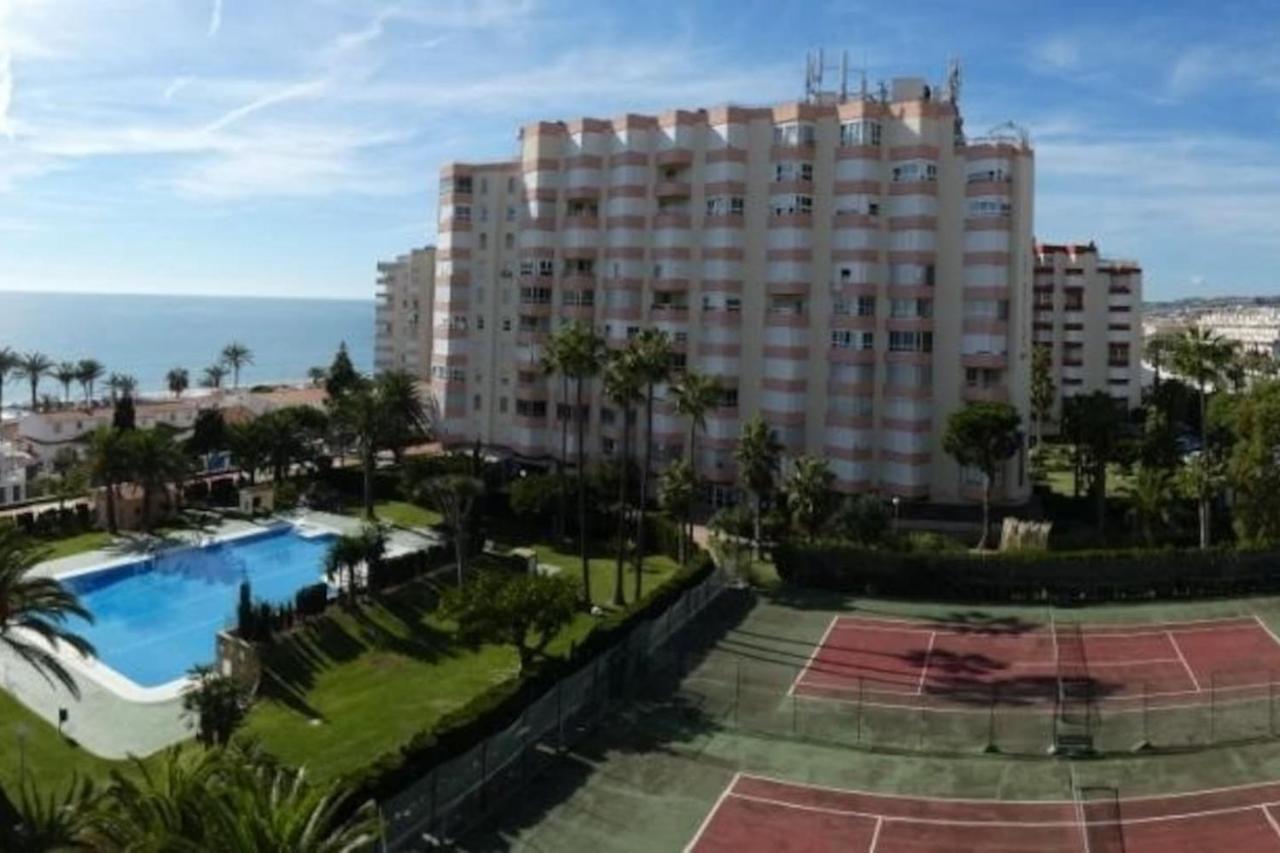 Apartamento Bruselas تورّوكس كوستا المظهر الخارجي الصورة